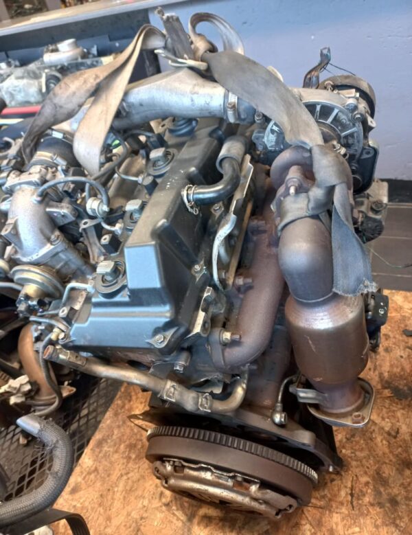 TOYOTA 2.5 D4D Diesel Engine (2KDT)