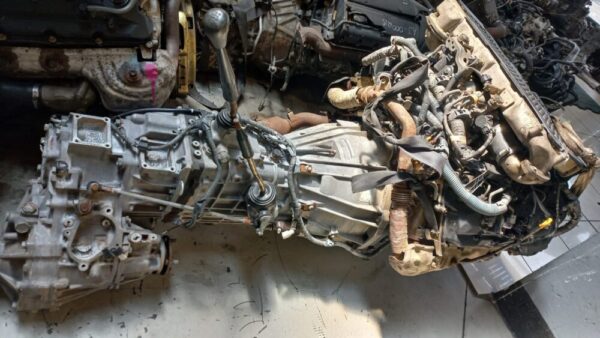TOYOTA Land Cruiser 200 Series Pick-Up 1VD Engine (1VD)